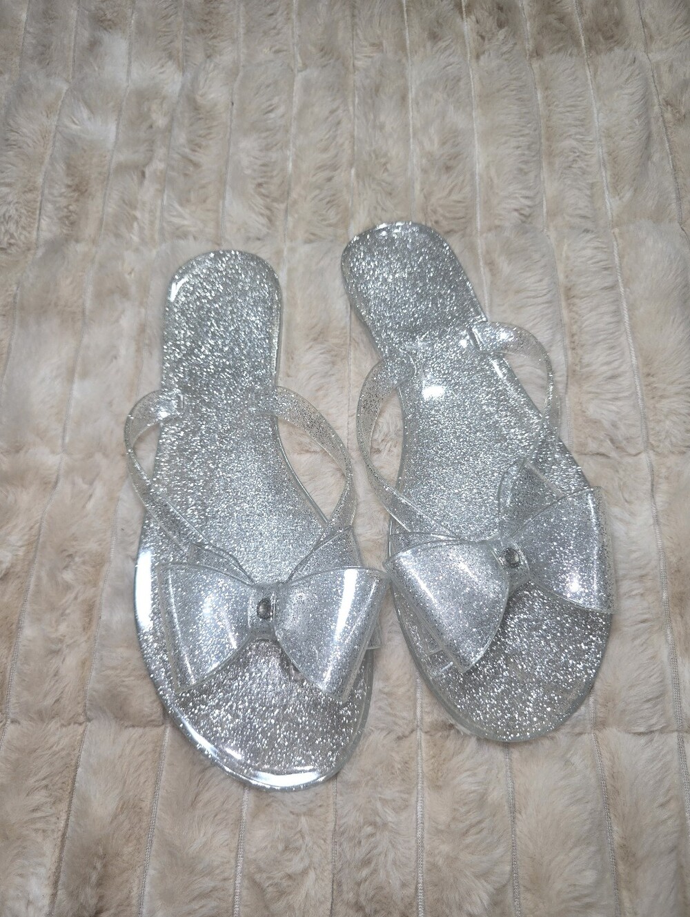 Silver Glitter Bow Jelly Sandals - Women